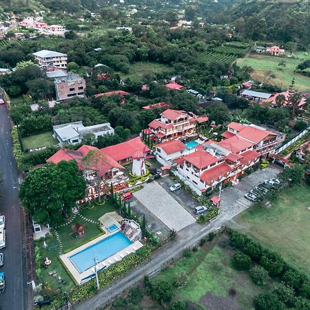 El Descanso Del Toro Hosteria-Spa Vilcabamba Eksteriør bilde