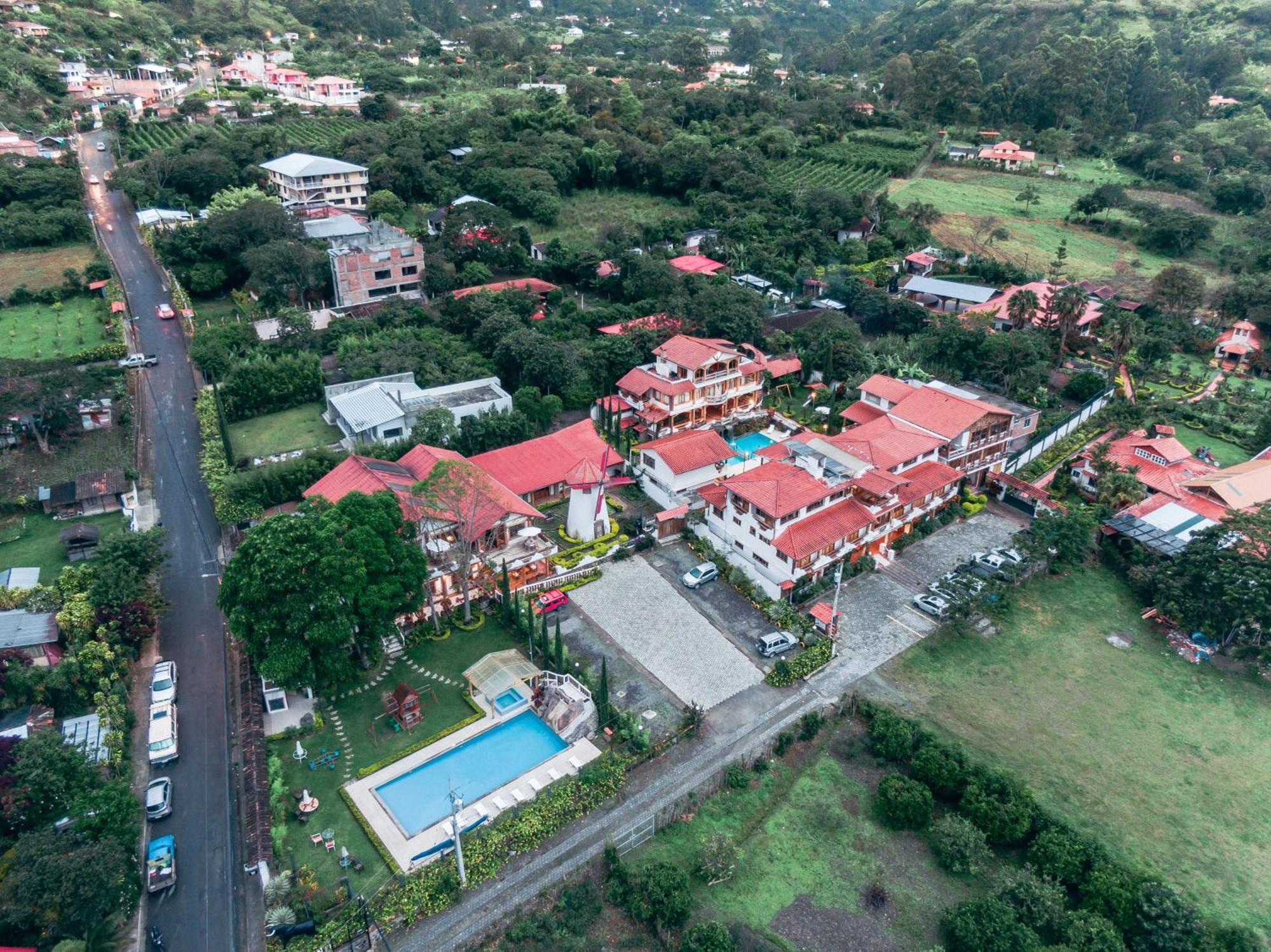 El Descanso Del Toro Hosteria-Spa Vilcabamba Eksteriør bilde